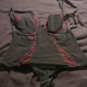 Torrid black and Pink lingerie teddy size 1